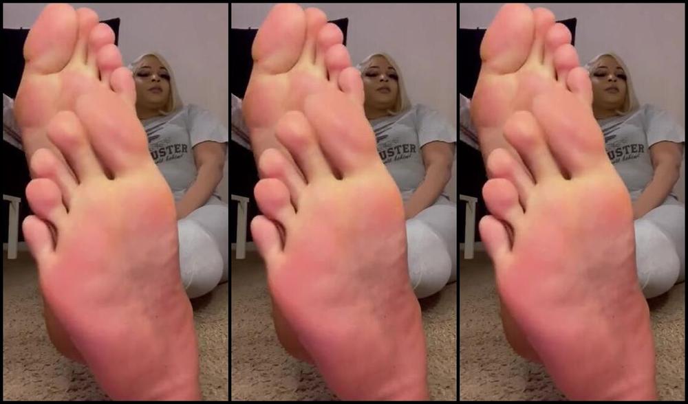 Blatina Goddess Onlyfans 12 20 2023 Indulge In My Sweaty Soles Bmt