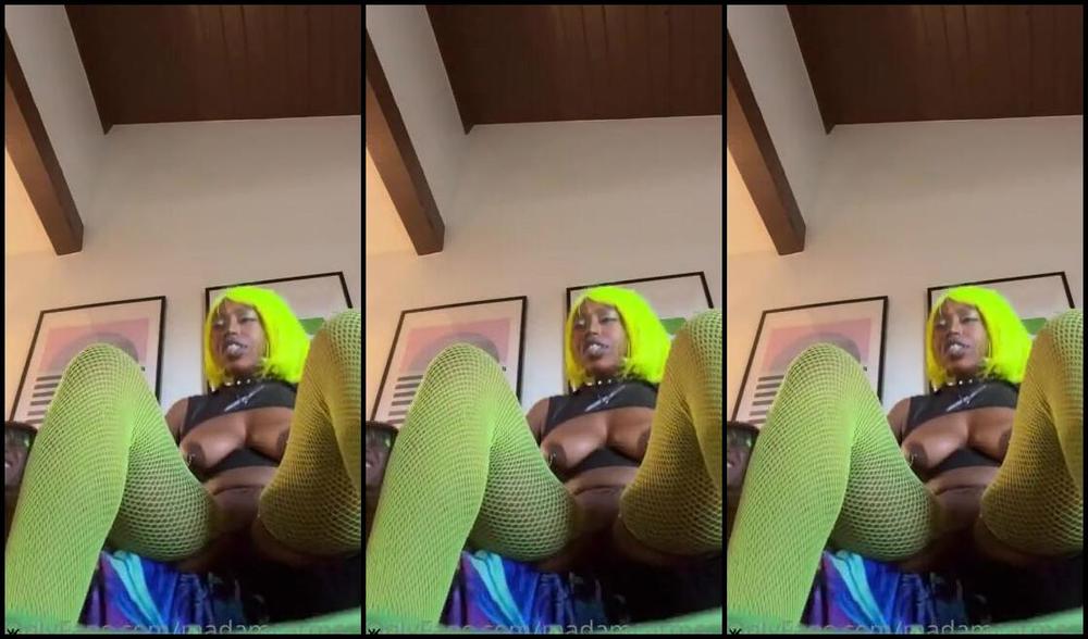 Madamcarmen Nicknamed Madamcarmen2 Femdom 07 31 2022 Onlyfans Video Quality Time With Itsmoeduh Is Always A Delight B