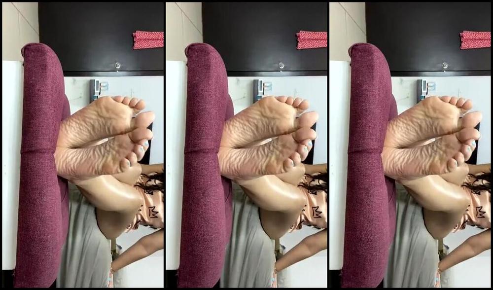 Erin Aka Thegoddesserin Onlyfans Hi Everyone Stream Started At 09122023 0605