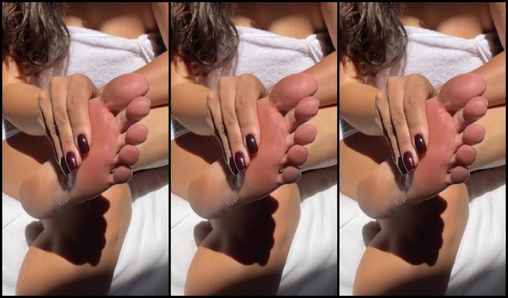 Ro My Feet Nicknamed Romyfeet 11 11 27 2024 Onlyfans Video Soft And Hydrated Sole Do You Like Itsola Macia E Hidratada Voce Gosta