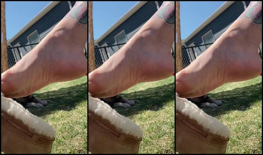 Thefantasychest Onlyfans Perspectives What Am I Up To This Weekend The Usual Relaxing Enjoying The Sun Drinking Red Redp