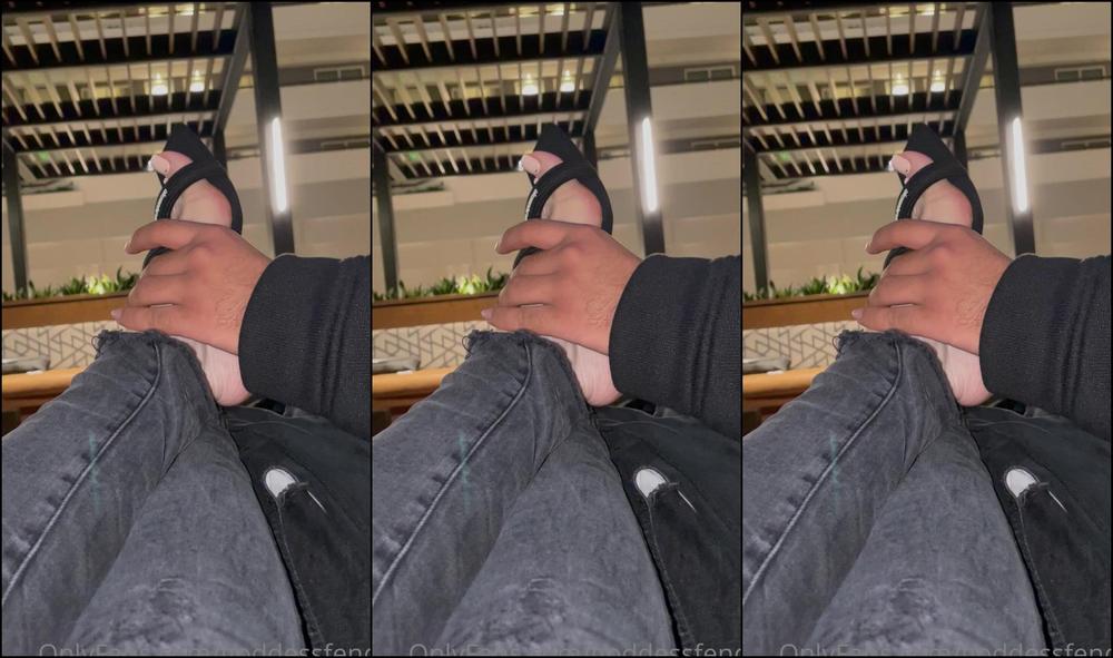 Goddessfendi 2443224111 05 03 2022 I Just Love Showing Off My Feet In Public And Pda After I Made Him Cum