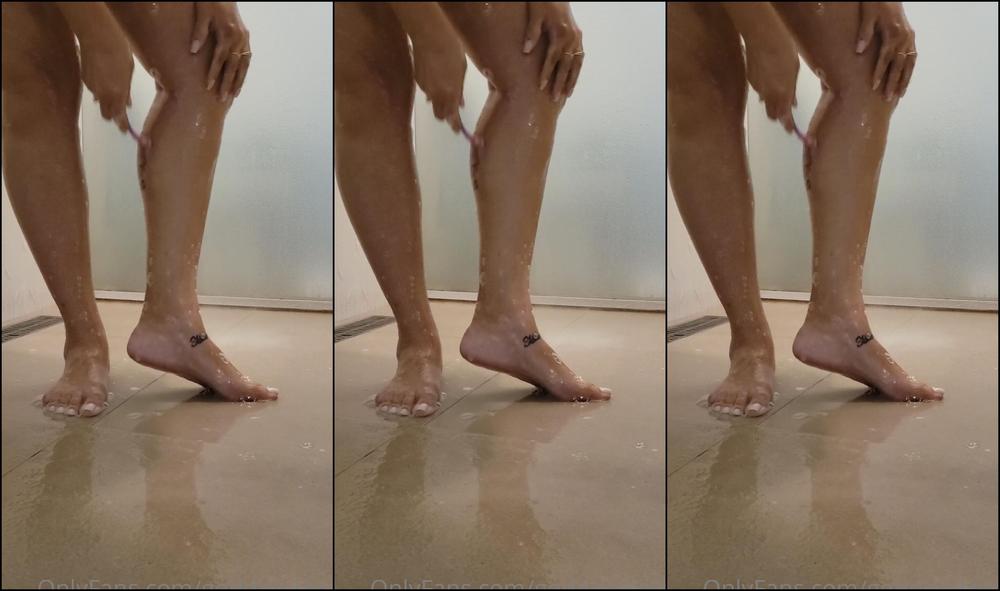 Goddesstricia Hora De Espiar Meu Banho