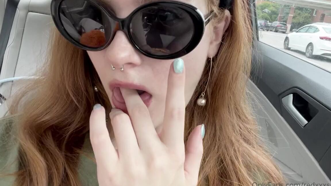 Zoe Strawberry Nicknamed Redxxxsuede Onlyfans Sometimes I Like To Play In My Car