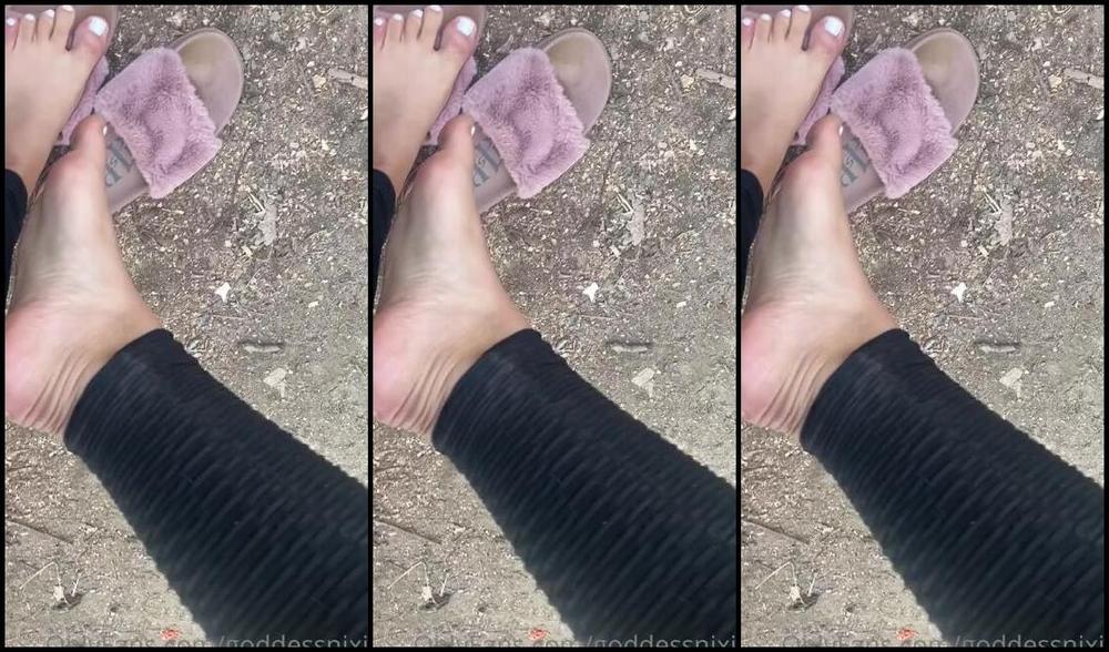 Goddess Nixie Nicknamed Goddessnixie Onlyfans Is This What You Want Foot Bitch