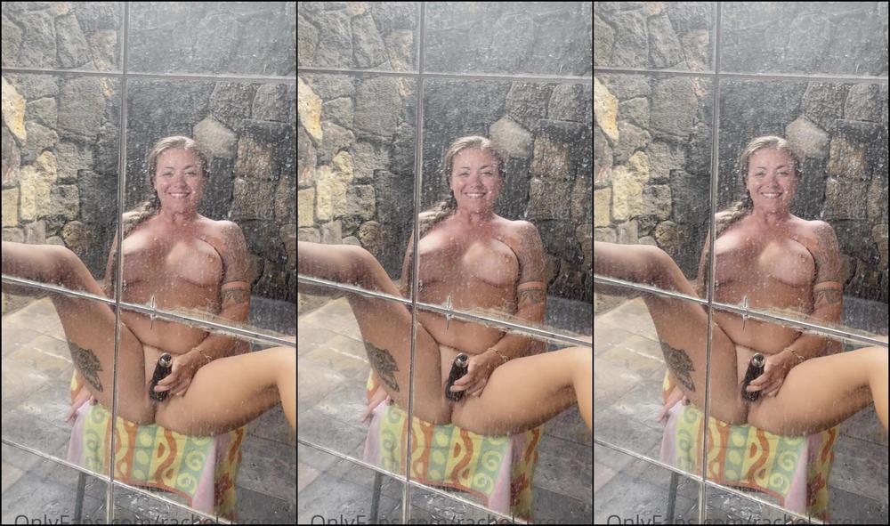 rachel-green69-06-07-2021-2155613305-had-some-afternoon-shower-fun-yesterday-with-a-buyer-from-reddit-and-wasnt-quite-done