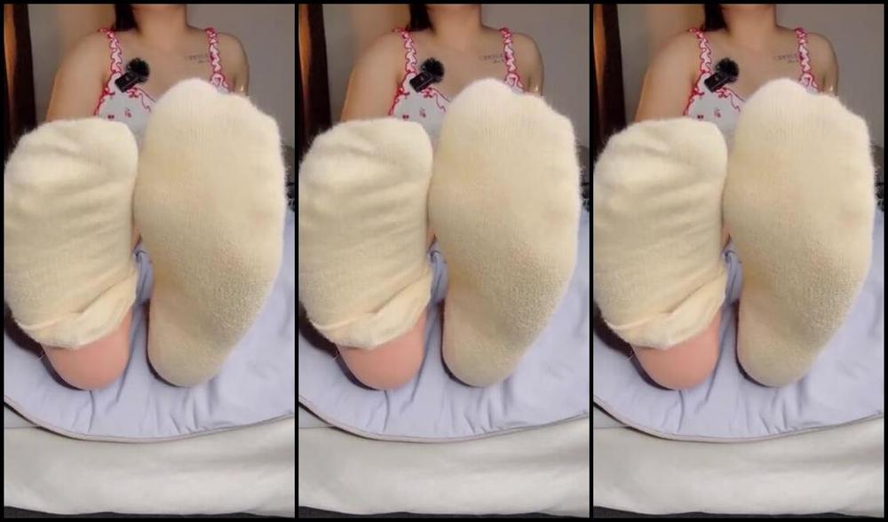 Goddessjvu 10 05 2024 Onlyfans Video Tattletale Or Spoil And Worshipsend Me This Link To Watch The Full Video I Let My