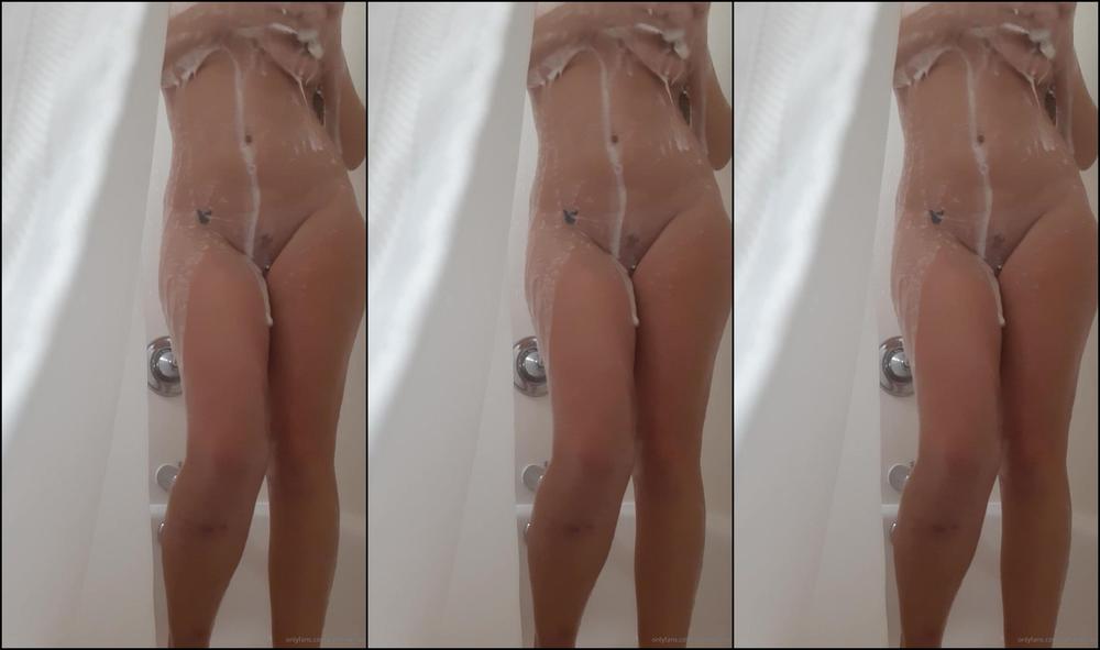 Cynthiatazer I Love Watching The Suds Run Down My Skin