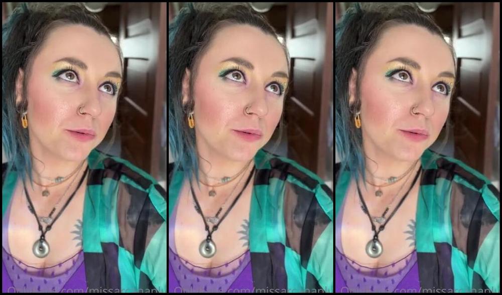 Missarcanaplus Nicknamed Missarcanaplus Onlyfans Here Comes Purple Have You All Been Enjoying The Frequency Of Posts Lol I Hope You Like Waking