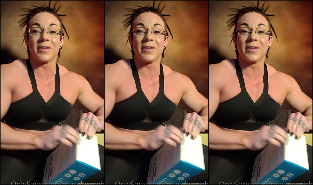 Musclegeisha Sneak Peek Into Skypecam Custom Work I Was Shocked And Amused Shout Out To Those Who Put