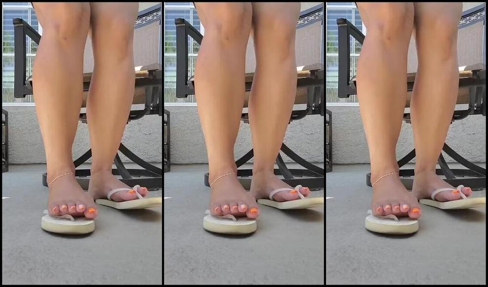 Tropical Tootsies Nicknamed Tropicaltootsies Onlyfans A Fun Summer Pedi From Last Year I Have All These Vids I Did Since