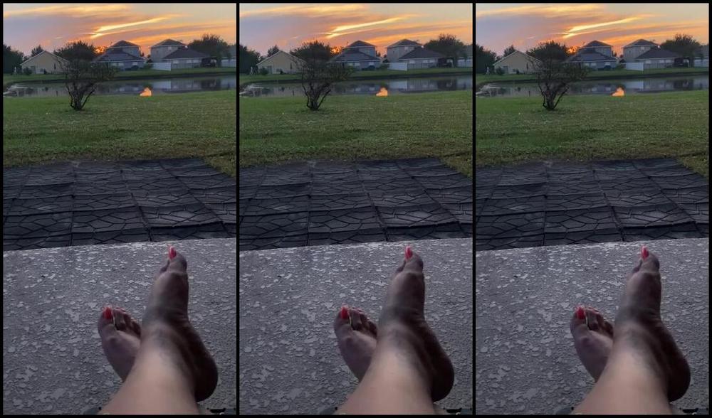 Goddess Rhonda Aka Sweetesthangsfeet Onlyfans Watching The Sunrise With Me I Have A Longer Video But It Kept Not Letting Me Upload Itso I Mad