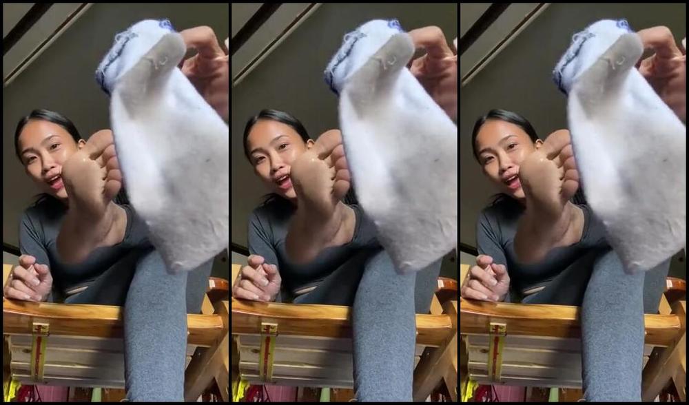 Goddessnutty2 Onlyfans Rotten Socks And Smelly Soles