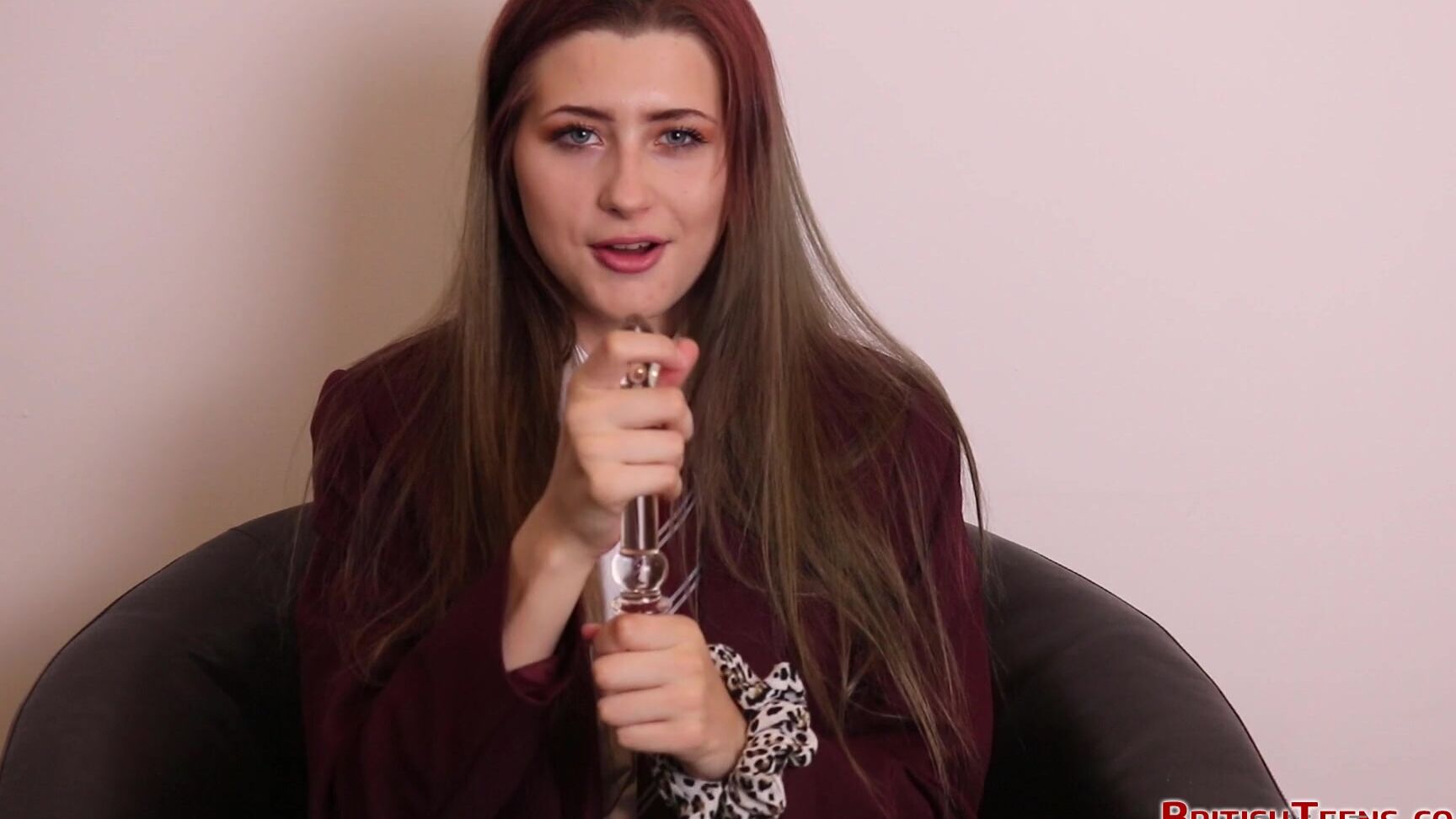 Britishteens Gorgeous Shi Official Giving A J O I In This Hot