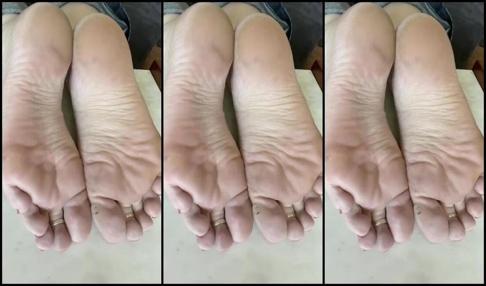 Fae Wilde Nicknamed Faewilde Foot Fetish 07 14 2023 Onlyfans Video Sneaky J Cam All Over My Smelly Sleepy Soles