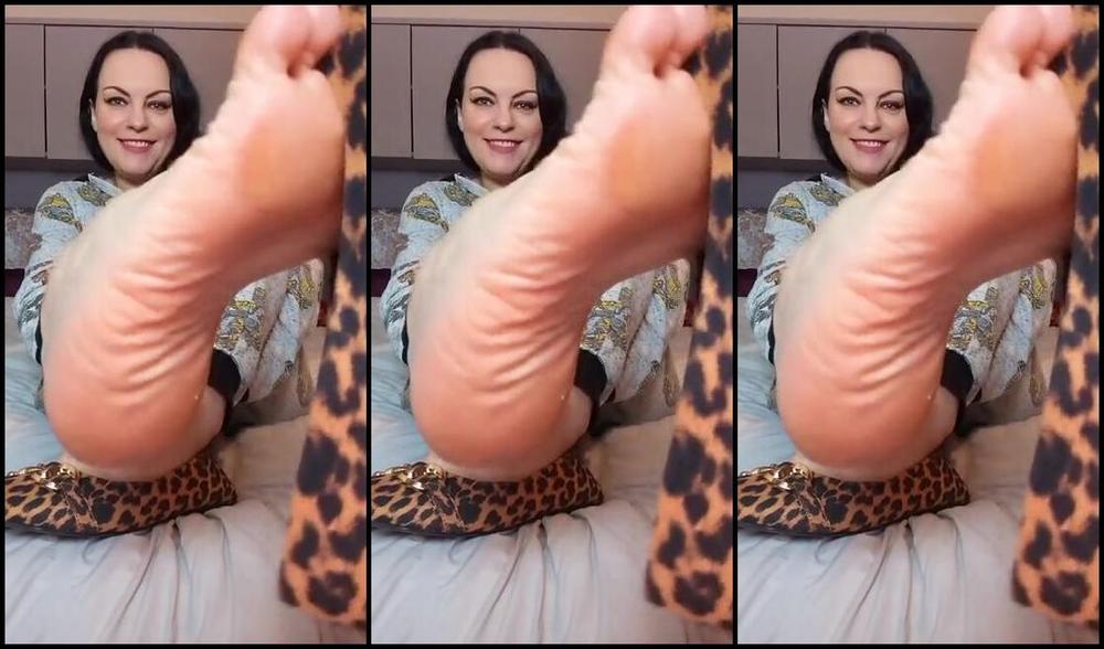 Amycfootfetishqueen Nicknamed Amywynters 10 01 2024 Onlyfans Video Cum For My Stinky Flats Amp Feet Joi Enjoy This Custom Video I Made For