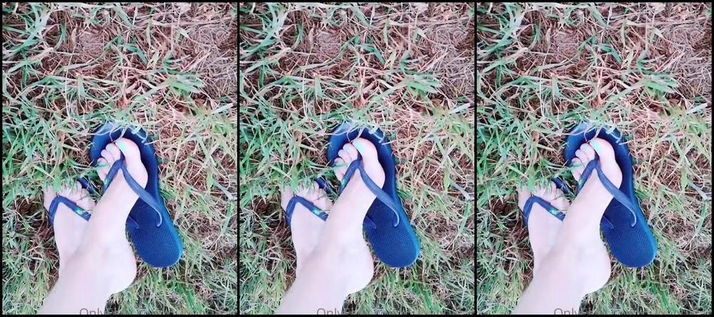 Feetvampire Nicknamed Feetvampire Onlyfans En El Parque