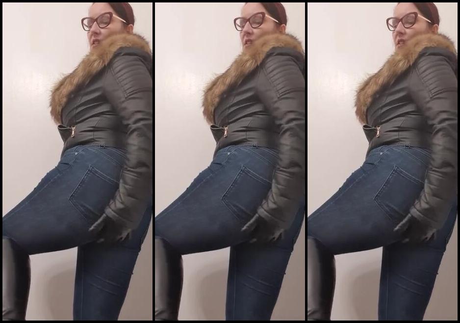 Miss B Nicknamed Missb52S Onlyfans 03 02 2021 Desperate To See Whats Underneath