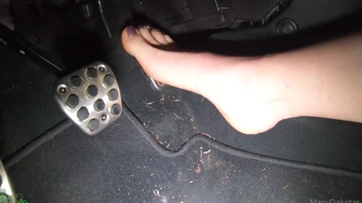 Dakota Charms Nicknamed Dakotacharms Onlyfans Revving The Gas Are You Ready To Watch Me Get In My Car And Spread My Legs As I Turn On The Engine