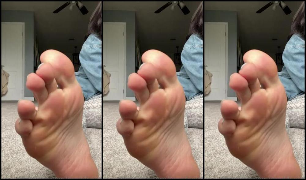 Goddess Mads Nicknamed Mad4Soles Onlyfans Get On Your Knees Treat These Feet The Way They Deserve