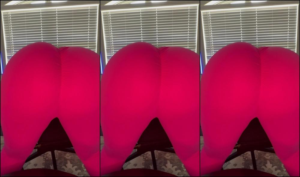 Therealselenaloca 3296051420 04 28 2024 These Leggings Make Me Feel Like I M Naked Now Cum For Me While I Fart