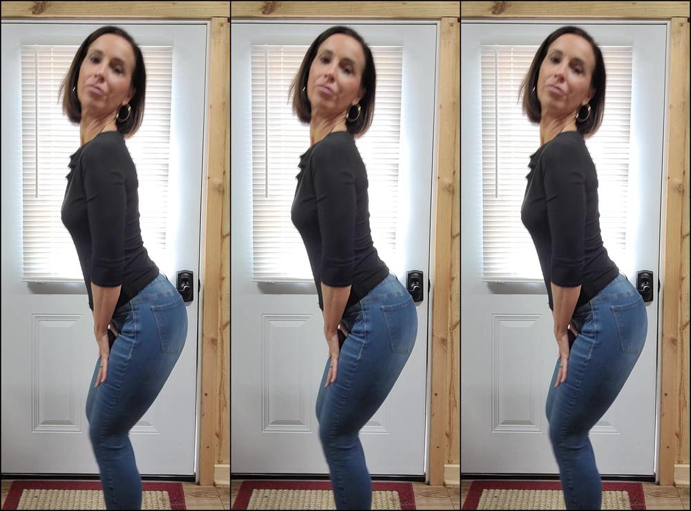 Laurenthegaqueen Happy Thursday Outfit Of The Day I