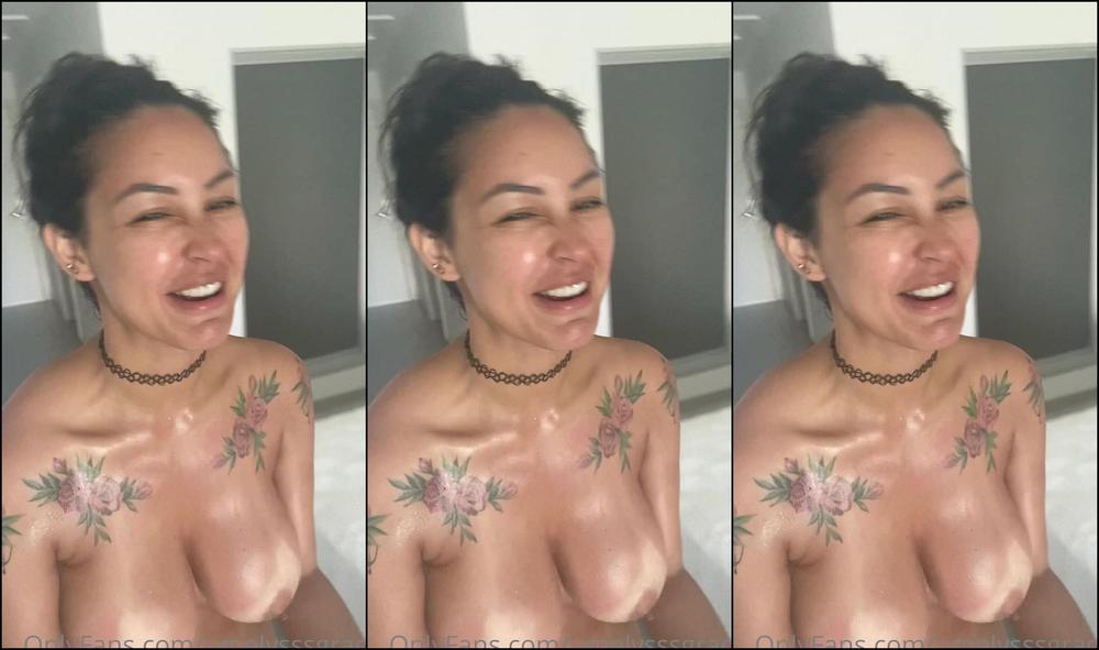 Umelysssgrace 519682178 07 10 2020 Good Morning From Mexico Babes I Made A Naughty Video For You On My Balcony I