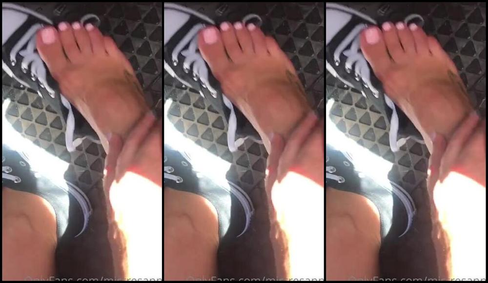 Mistresanna Onlyfans Very Sweaty And Smelly I Am Sure That You Can Pass Out If I Put Them