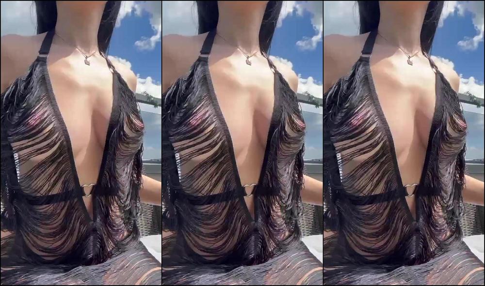 Atomicbrunette18 334