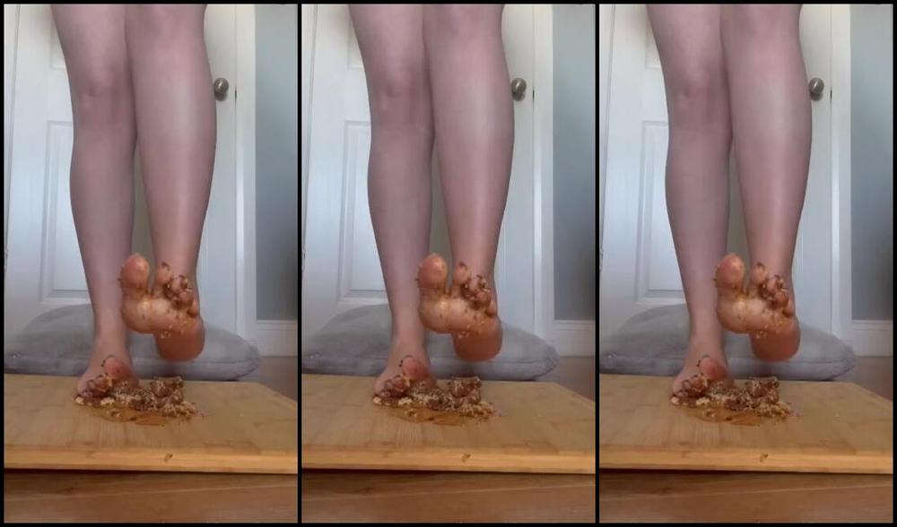 Jennifers Feet Nicknamed Jennifersfeetx 04 24 2023 Onlyfans Video Chocolate Cake And Caramel Food Crush