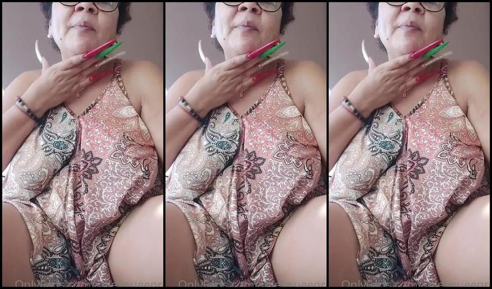 Meryann Aka Solesqueenrd Onlyfans Happy Saturday I Love To Tease You In The Living Room