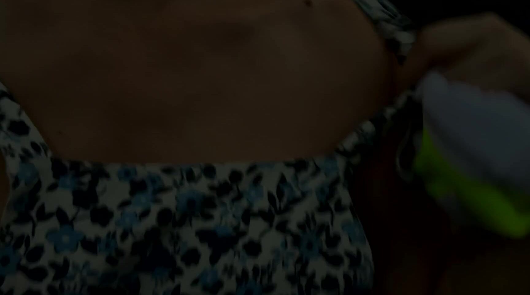 wifeydoes amateur wife outdoor public side boob of wifeydoespremium Pornhub