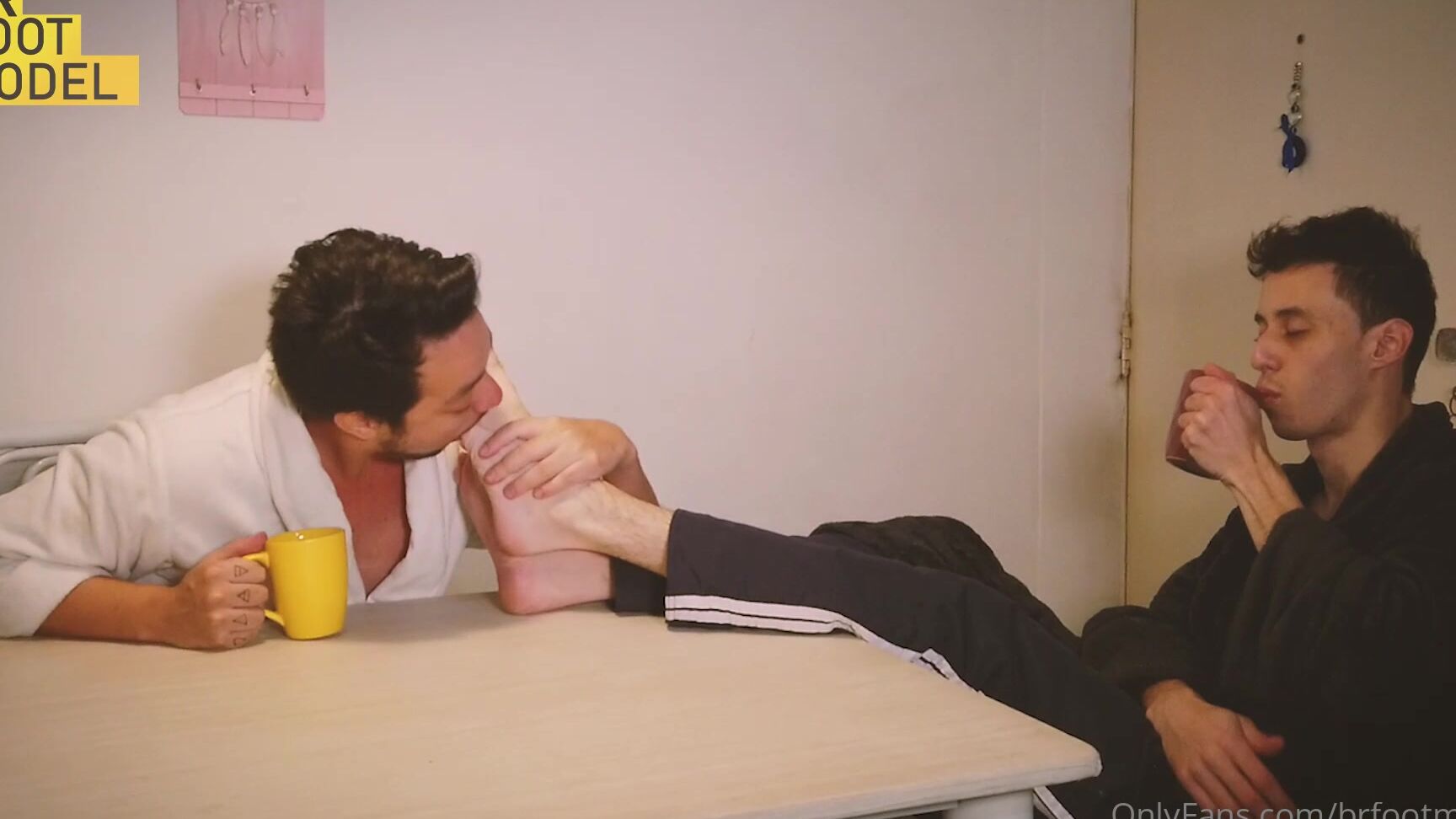 Brfootmodel 2902070131 06 10 2023 Let S Star The Day