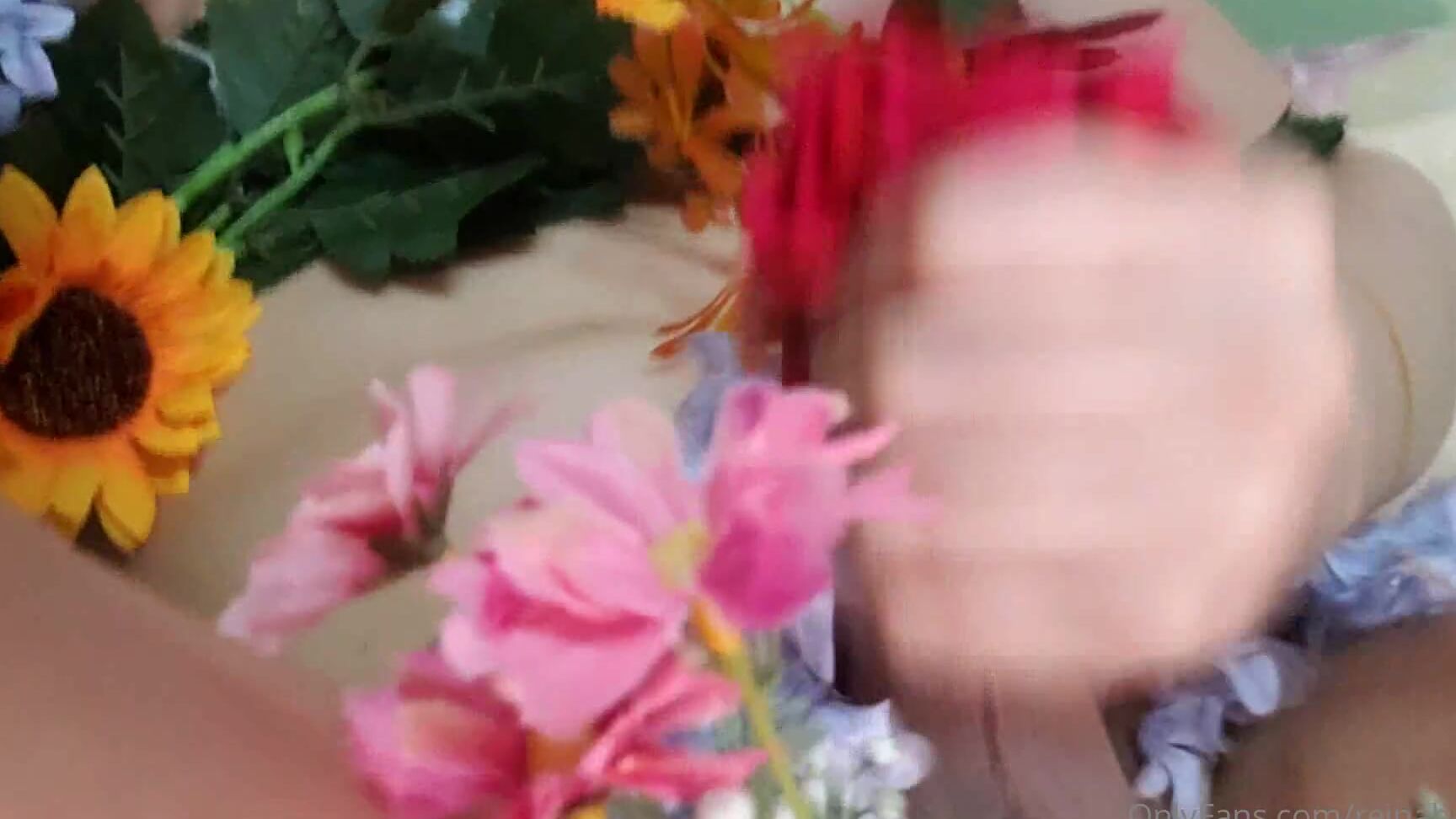 Reinahanno You Want This Special Flower Nectar But The Only Way To Pluck It Safely Is To Help Pol