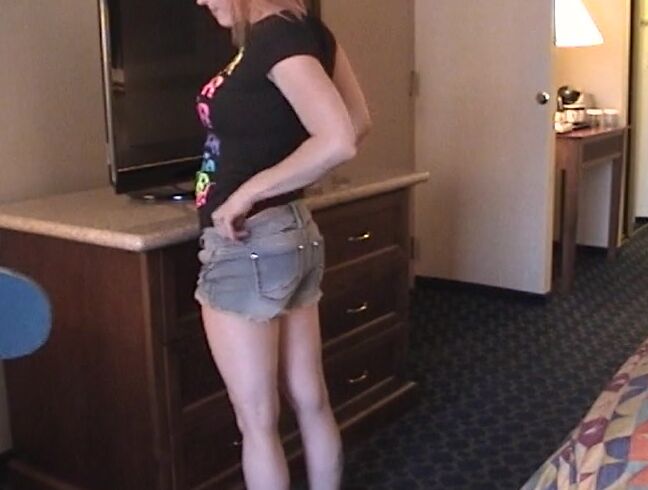 Laurel, SD, amateurspankings AS Laurel Interview Clips4Sale