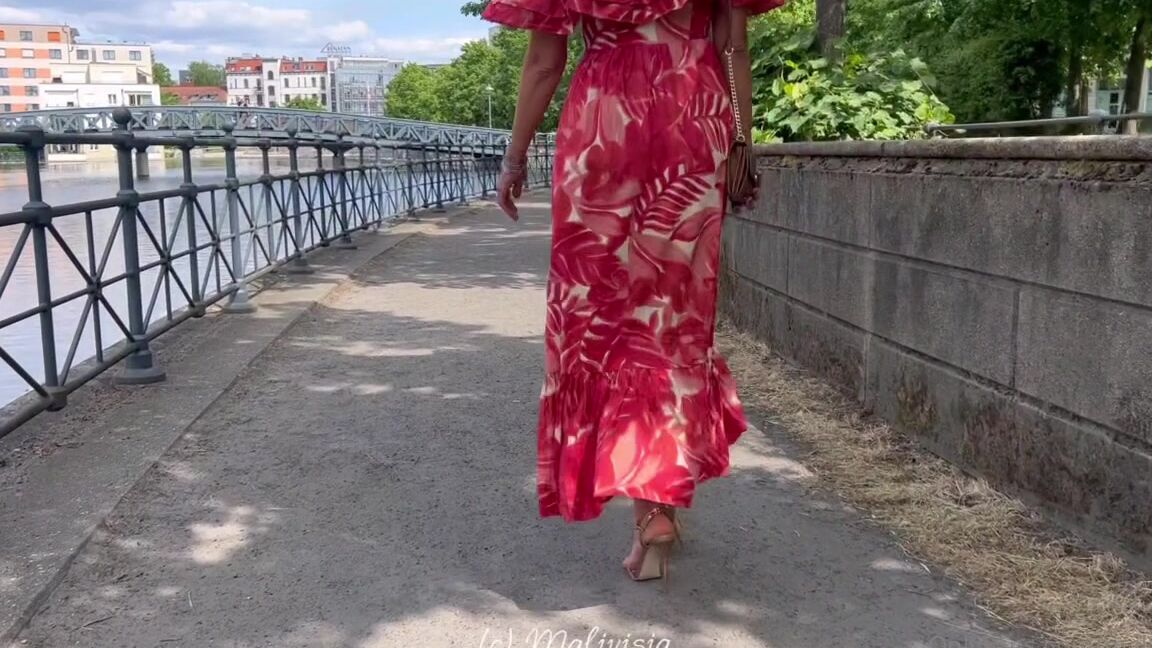 Malivisia Good Morning Walk With Me Listen