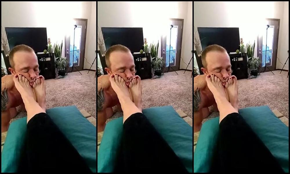 Worldgoddess Onlyfans Stream Started At 12012022 1135 Pm Live With Foot Bitch