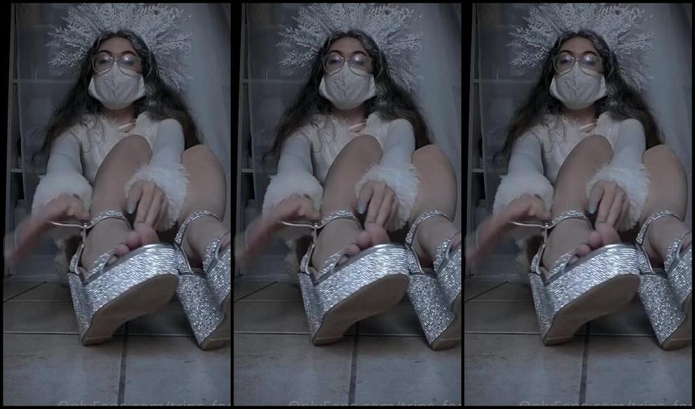 Mistress Trina Nicknamed Trins Feet 01 23 2023 Onlyfans Video Ice Cold Youre A Lowly Prince Who No One Wants To Marry