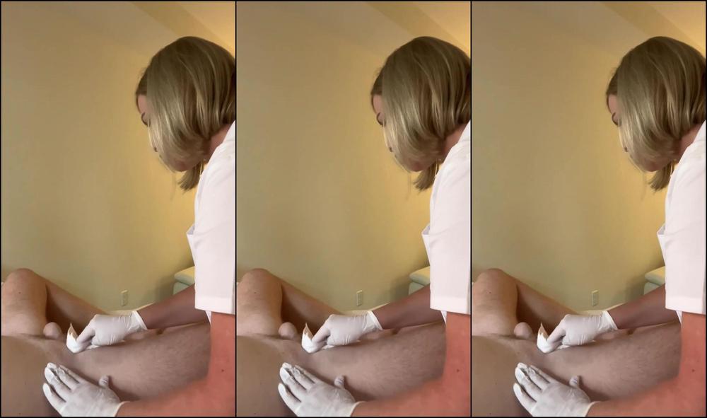 I Depilate My Favorite Client S Dick And Then He Fucks My Assistant