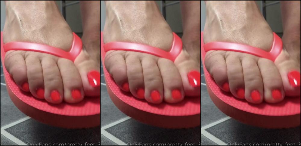 Pretty Feet Flip Flops Request Veins And Ohhhhh That Clapping Sound
