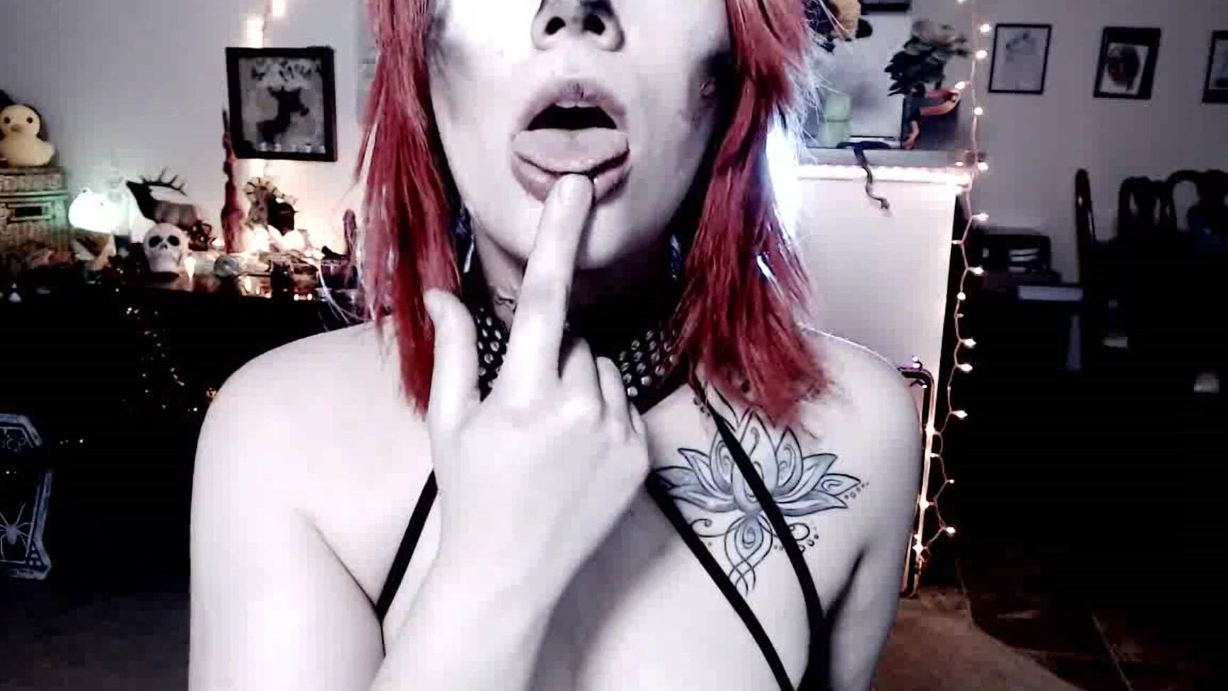 ASMR, Body Worship, Close-Ups, Solo Female, Webcam alexakitten succubus ManyVids