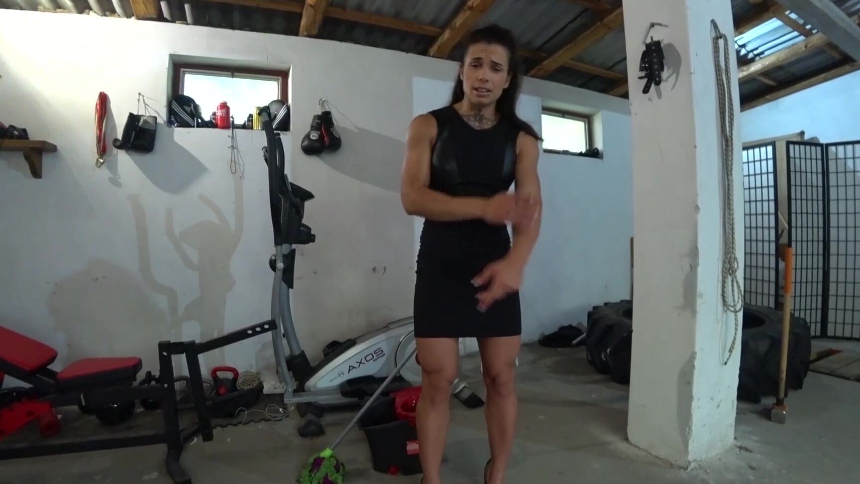 GymBabe - Angry Gym Wife I Biceps Domination ManyVids