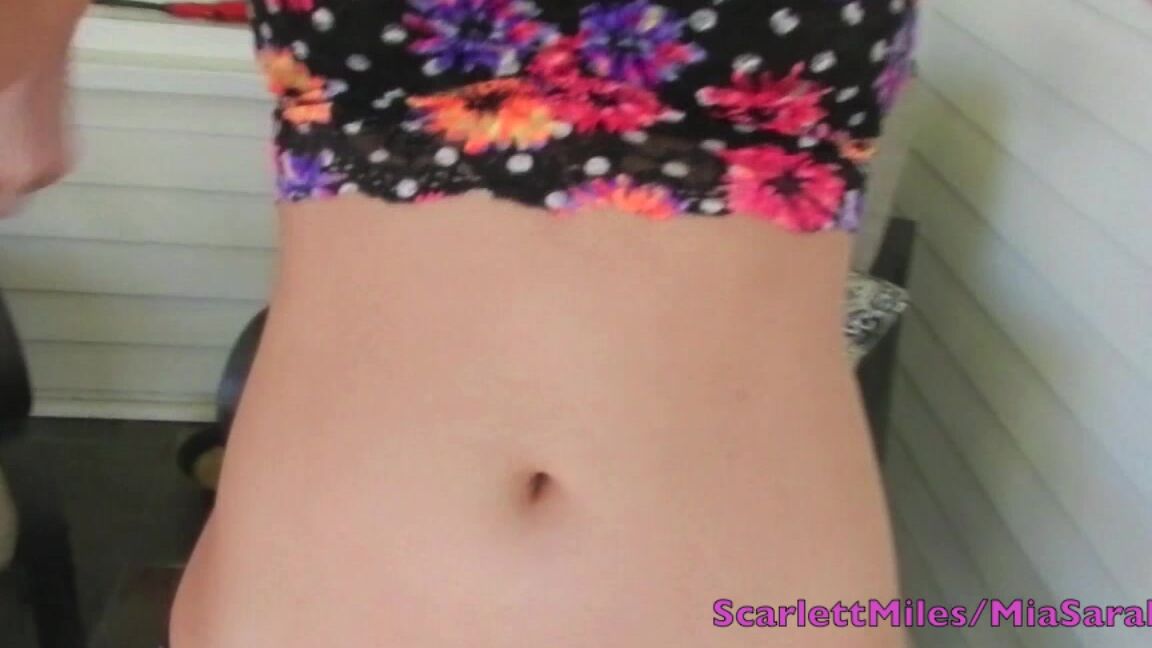 Scarlett Miles Sneaky Balcony Fun With Miasarah
