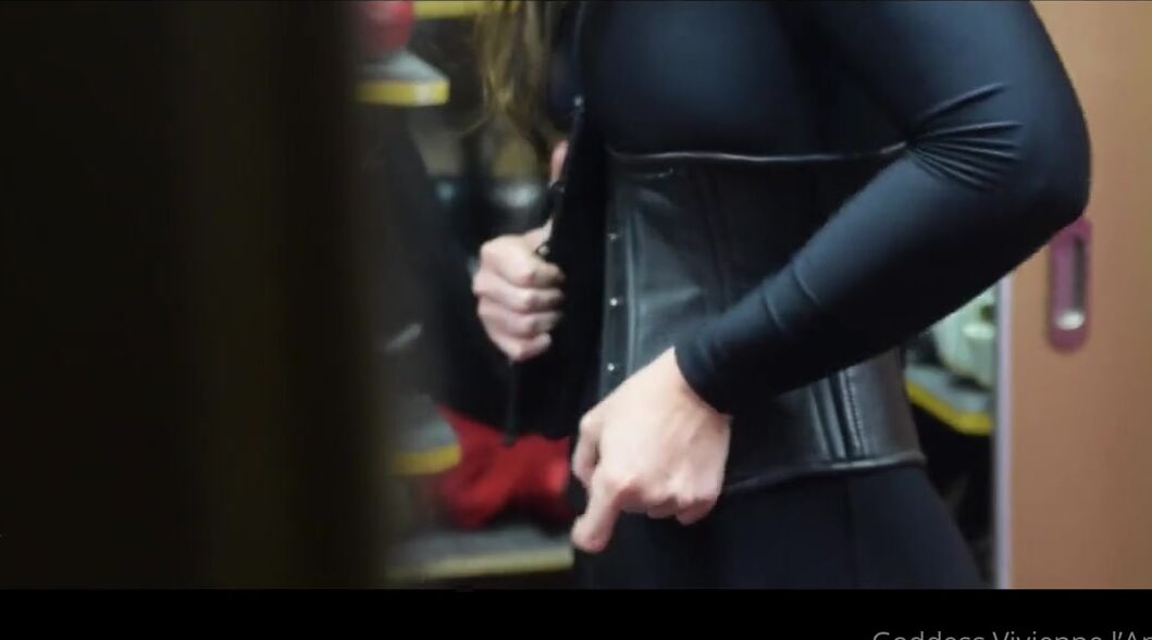 Vivienne L Amour Aka Vlproductionsuk Onlyfans Look At You Perving On Me Through The Dungeon Window Whilst I Undress Unbutton My Corset And Flash