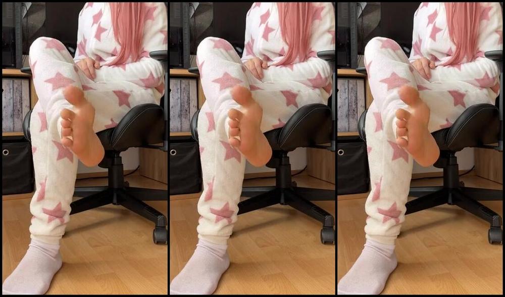 Phfootmodel Nicknamed Phfootmodel 06 07 2023 Onlyfans Video Warning Ts White Socks Removal D Joi D