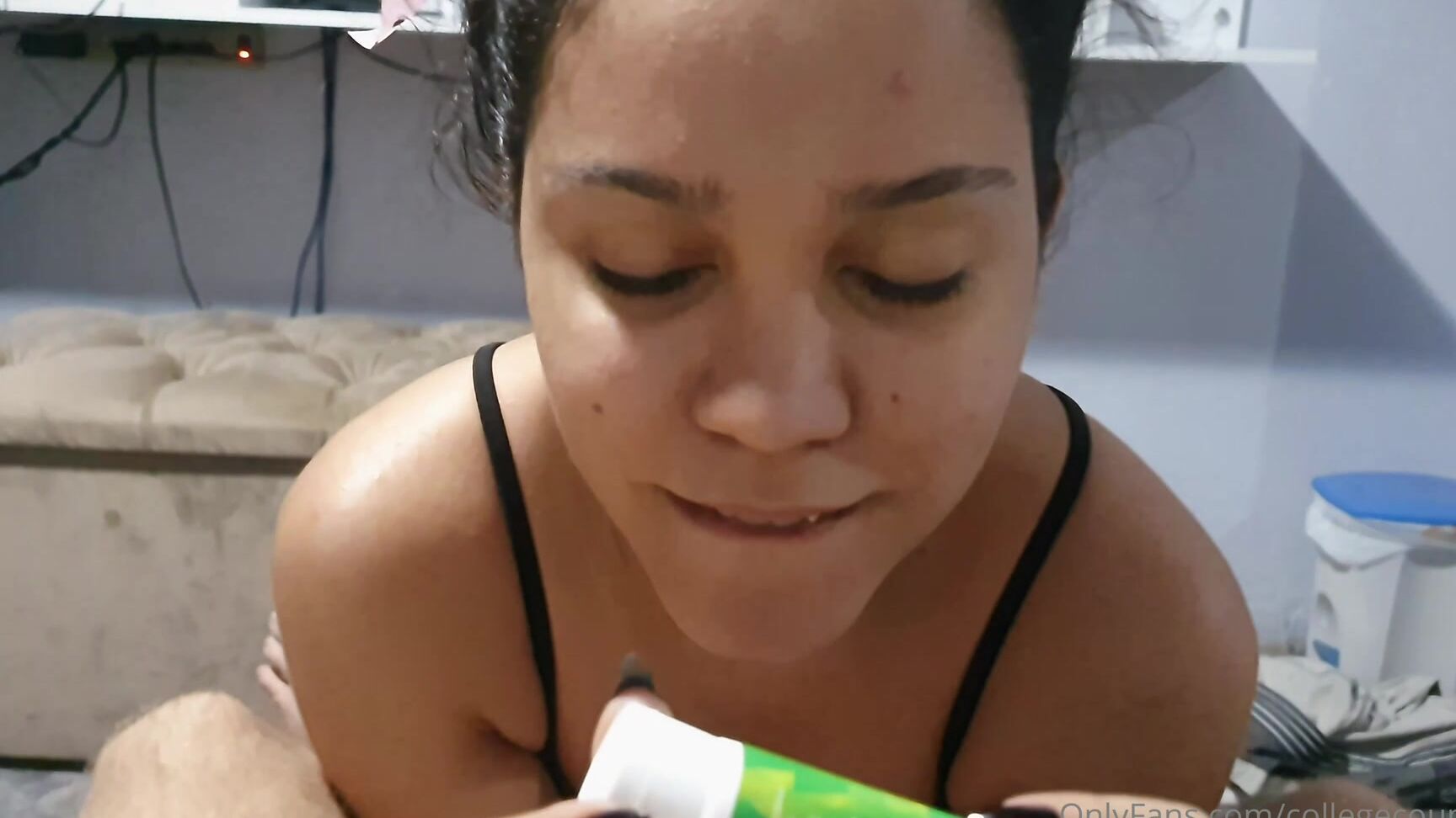 Collegecoupleph Video It S So Easy For Her To Make Me Cum With Her Pretty Soft Hands Long Black Nails As Requested