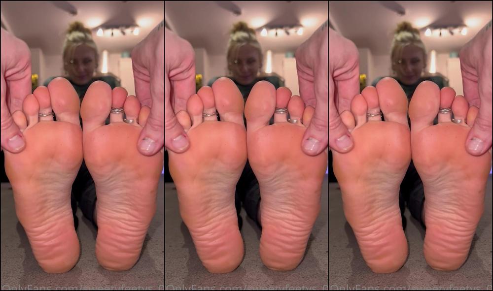 Sweetyfeetys Hey Can You Massage My Feet For Me