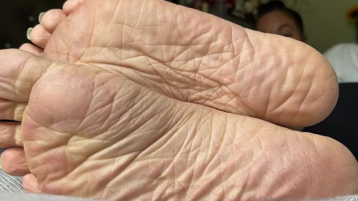 Deedeericanfeet Onlyfans As Requested I Kno This Request Looks Like A Previous Vid I Just Posted But It S Not This