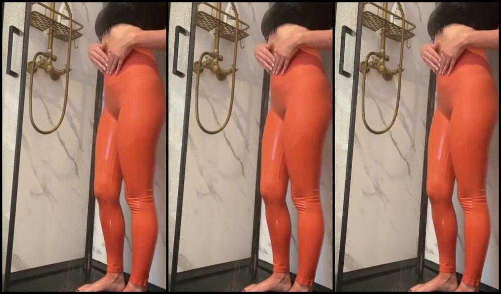 Mr Mrs J Nicknamed Mrandmrs J 04 12 2023 Onlyfans Video Hes Always Making A Mess On My Yogapants Custom Request To Watch Me Wash It Off