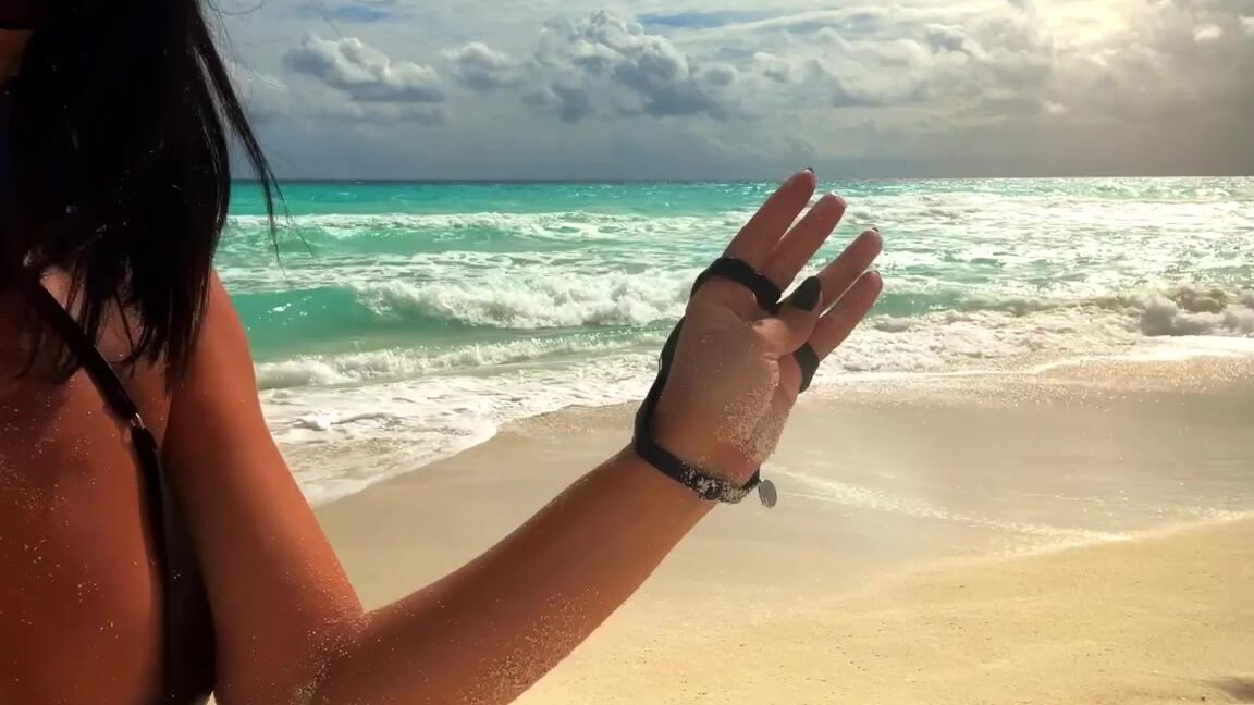 Eve Schwarz Nicknamed Eveschwarz Onlyfans Every Time That You Feel Hot And Horny You Come Here To See